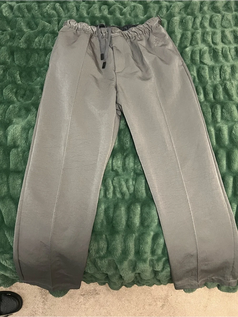 Jordan x A Ma Maniére Men's Gray Pants